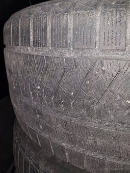 295/40 r20 zimne