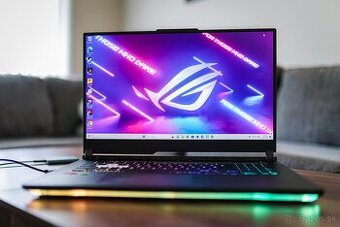 Asus ROG Strix G17 G712