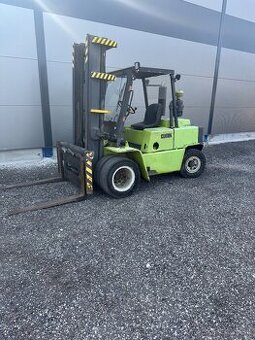 Vysokozdvižný vozík Clark 4000 kg