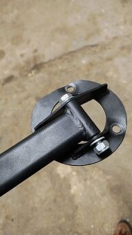 Predná rozpera tlmičov BMW E46 coupé