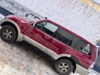 Mitsubushi Pajero