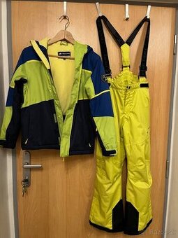 Lyžiarske oblečenie -  bunda s oteplovačkami