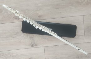 Priečna Flauta Yamaha YFL-212