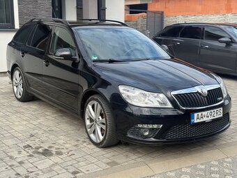 Škoda Octavia Combi RS 2,0 tfsi