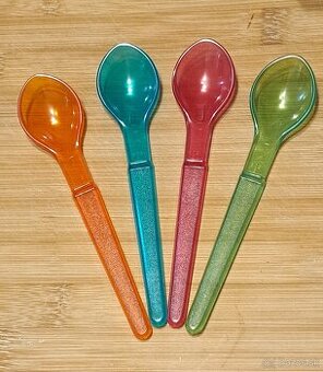 Tupperware lyžičky