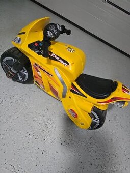 Detske odrazadlo motorka
