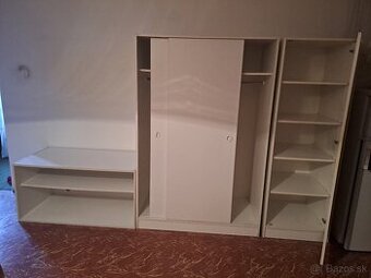 Predám skrine a nádstavec