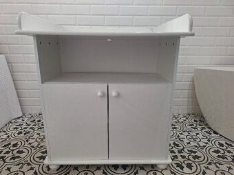 Scarlett Prebaľovacia komoda Míša biela laminát buk