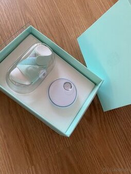 Owlet smart sock 3 baby monitor