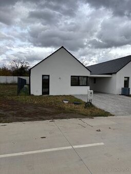 4izb. Novostavba v štandarde vo Veselom