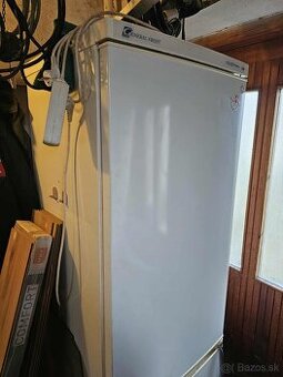 Chladnicka s mraznickou