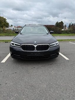 BMW 530e  hybrid.136000 km. 215 kW. 2021