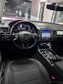 Volkswagen Touareg 3.0 TDI V6/TOP STAV