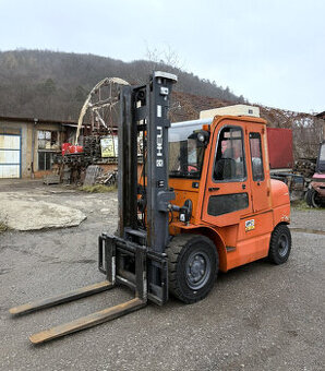 Heli CPYD 45, Nissan LPG, kabína, r.v. 2013, 1027 mth