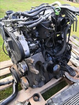 Rozpredám motor RHW 2,0 HDI