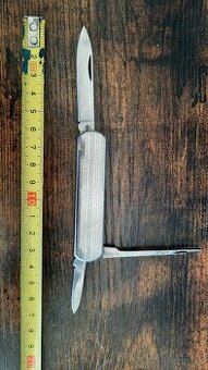 Vreckovy nozik sandrik