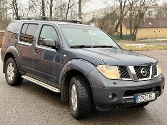 Nissan pathfinder