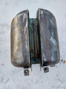 nádrž Jawa 555 - 550