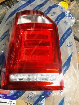 Ľavé zadné svetlo vw t6