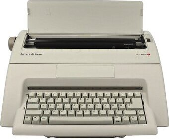 Kvalitný písací stroj Olympia Carrera De Luxe