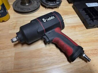 Predám pneumatický rázový uťahovák 1/2"