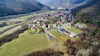 Predaj: Stavebný pozemok – 946 m2, Hronská Dúbrava, okr. ...