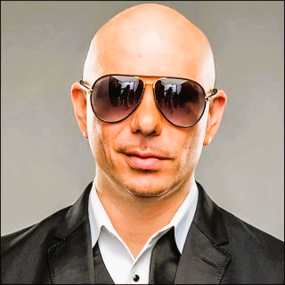 PITBULL Koncert Praha O2 Aréna Státie pri pódiu