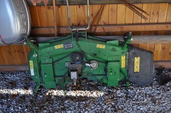 Kosiace zariadenie na John deere 1026r
