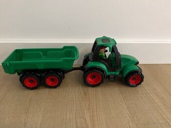 Traktor Lena