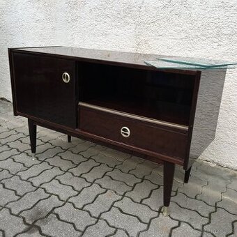 Retro komoda skrinka 1970 roky Rumunsko