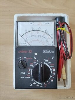 Meracie prístroje, regulovatelny zdroj a rôzna elektronika
