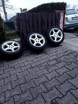Predám elektróny Škoda fabia 1 obute na letnych pneu