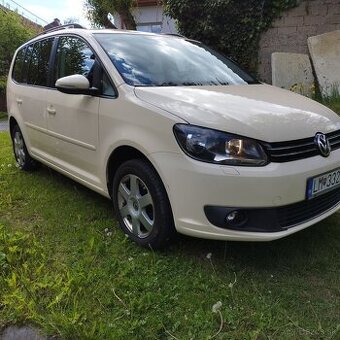 Volkswagen Touran, rok výroby 2013, 7-miestne