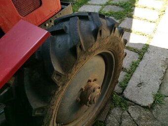 Ľahká manžetova náprava zetor