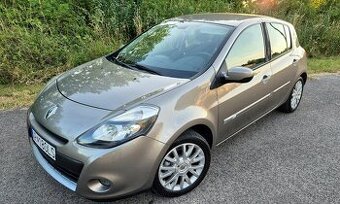 Predám Renault Clio Exclusive 1.6 automat