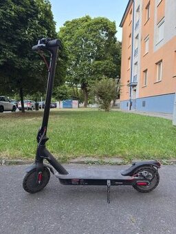 Elektrokolobežka Sencor Scooter ONE - nefunkčná batéria
