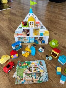 Lego Duplo domček