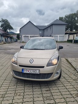 12/2011 Renault Megane Scenic III 1.5 dCi
