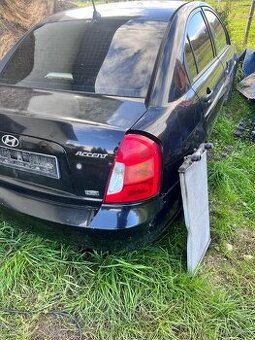 Hyundai accent