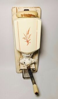 keramický mlynček na kávu