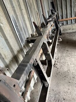 Šasy na Multicar M 25