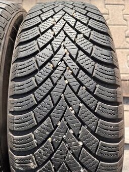 215/70R16 Nexen zimne