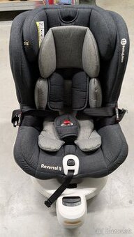 PETITE&MARS Autosedačka Reversal II Isofix Grey (0-18 kg