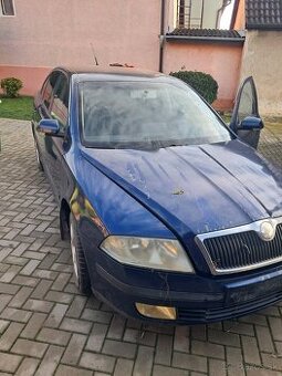 Oktavia 2 na nahradne dieli