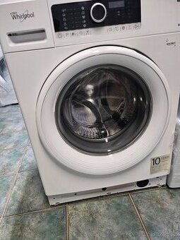 Pracka na 8kg Whirlpool