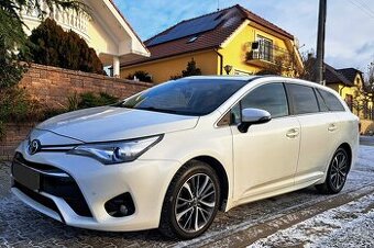 Toyota Avensis  kombi 1,8 benzin AUTOMAT, kup SR-2017