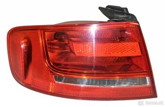 Zadní vnitřní i vnější světla Audi A4 b8 sedan