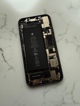 Iphone 11 na diely