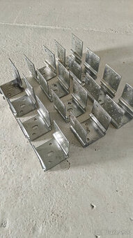 STĹPOVÁ PATKA / NOHA STĹPA ,,U,, POZINK 12KS