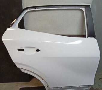 KIA SPORTAGE NQ5 pravé zadné dvere